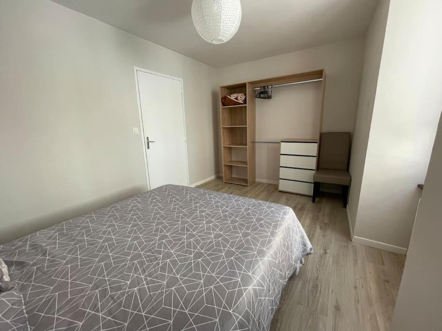 T2Entierement Renove Style Industriel Apartment Rodez Ngoại thất bức ảnh